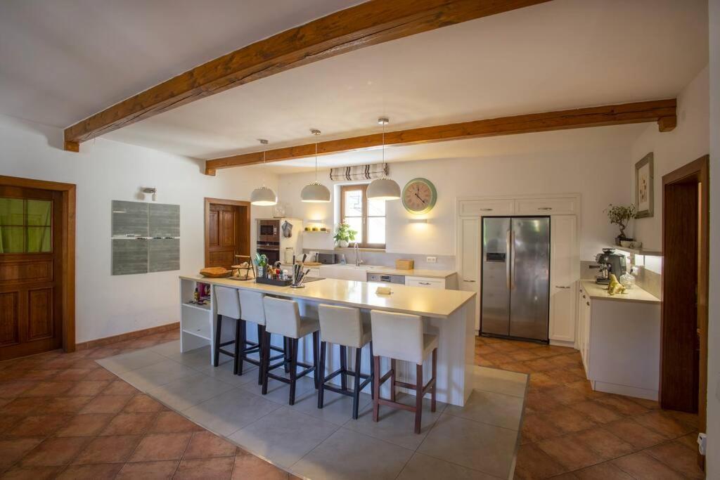 7 Bedroom Secluded Villa Close To Prague Říčany Esterno foto