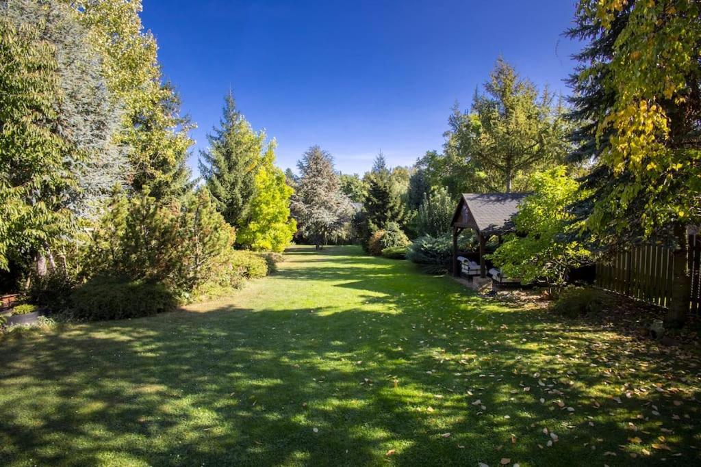 7 Bedroom Secluded Villa Close To Prague Říčany Esterno foto