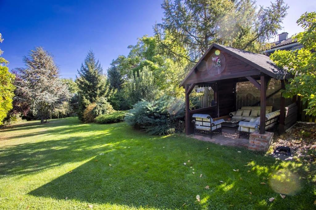 7 Bedroom Secluded Villa Close To Prague Říčany Esterno foto