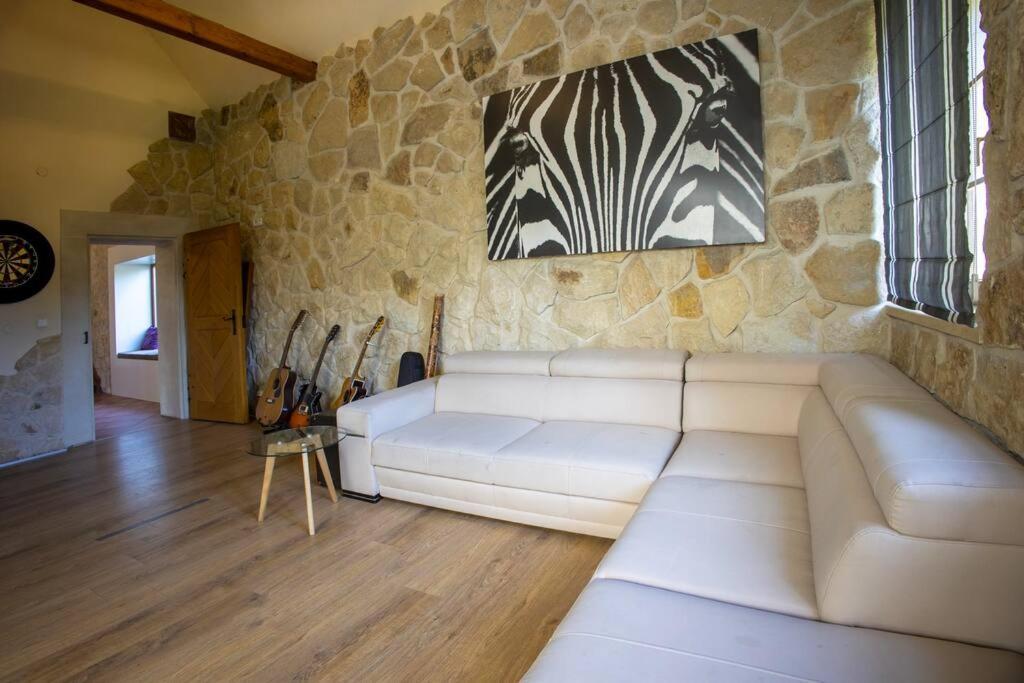 7 Bedroom Secluded Villa Close To Prague Říčany Esterno foto
